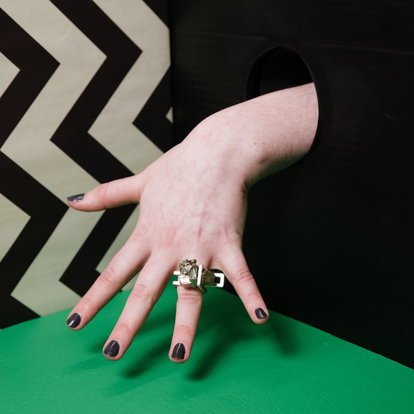 XL Chariot Statement Ring | silver & pyrite