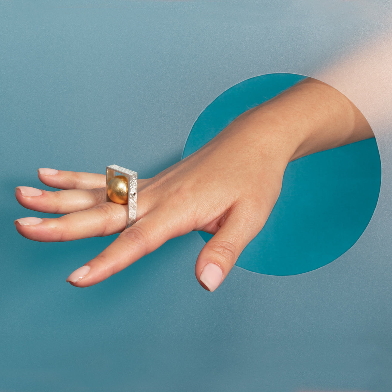 Skater Roller Ring Fidget Ring | silver & gold