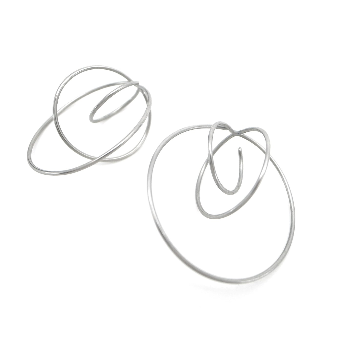 size mismatched hoop earrings