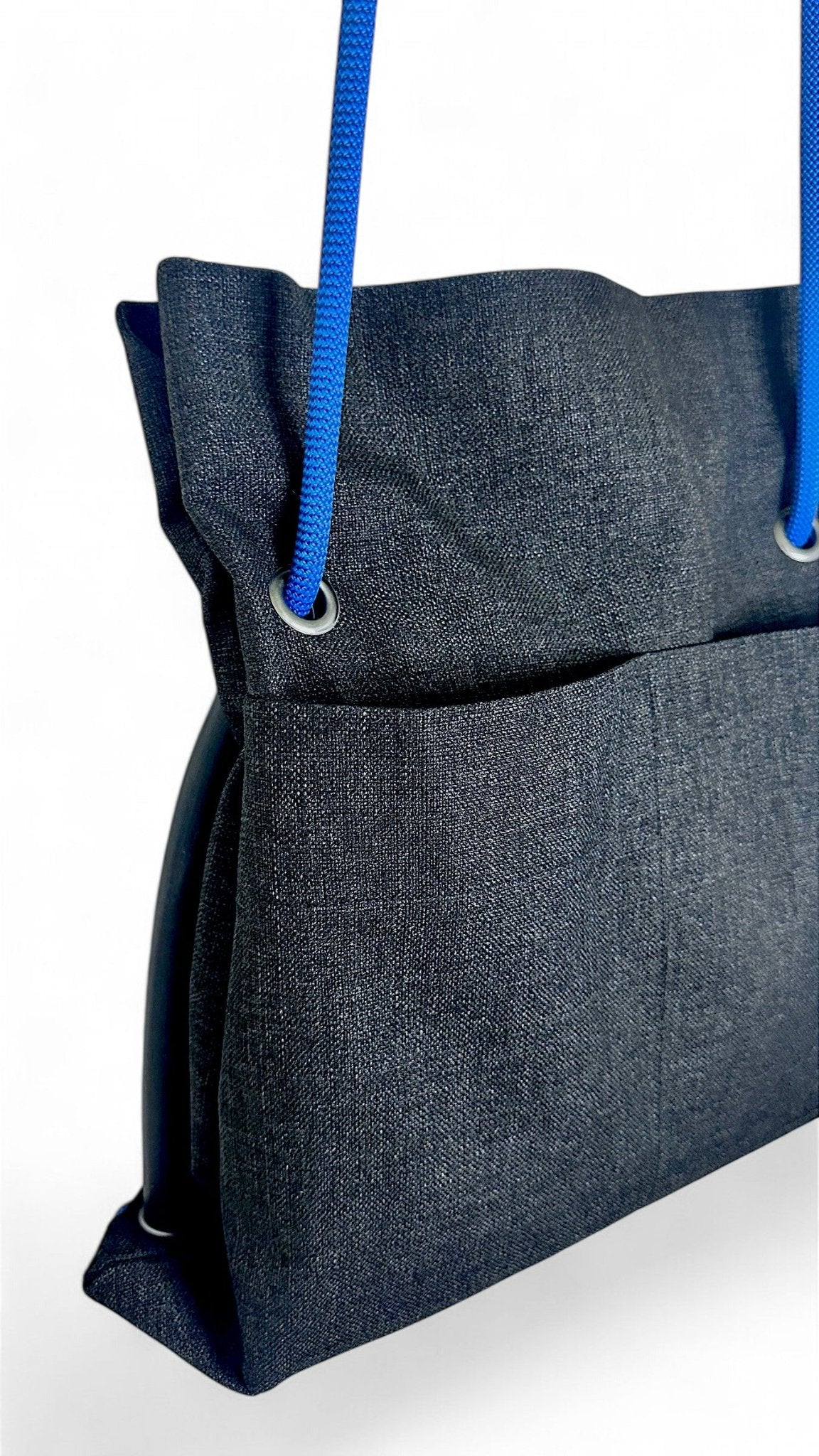 ditto  convertible bag in black tweed close up