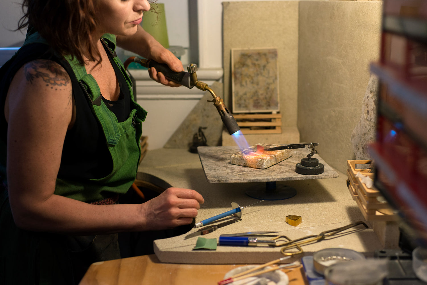 soldering jewellery artist