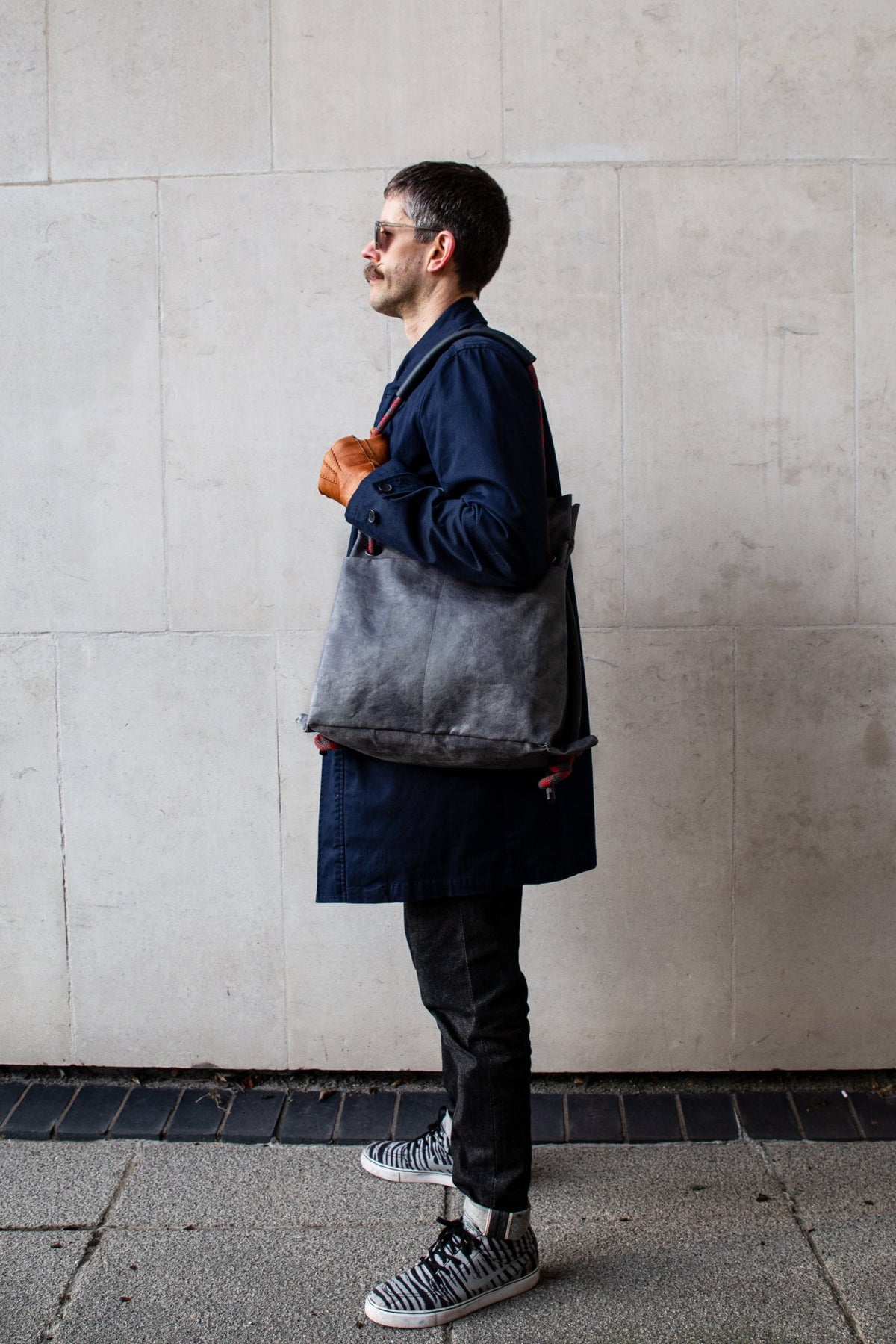 2in1 totepack in grey recycle faux leather