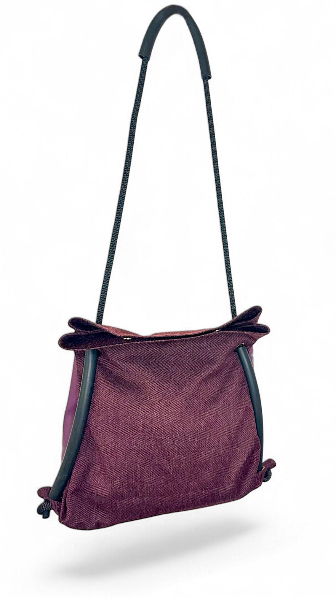 Ditto convertible bag made of sustainably materials - reclaimed plum chevron textile with black rope