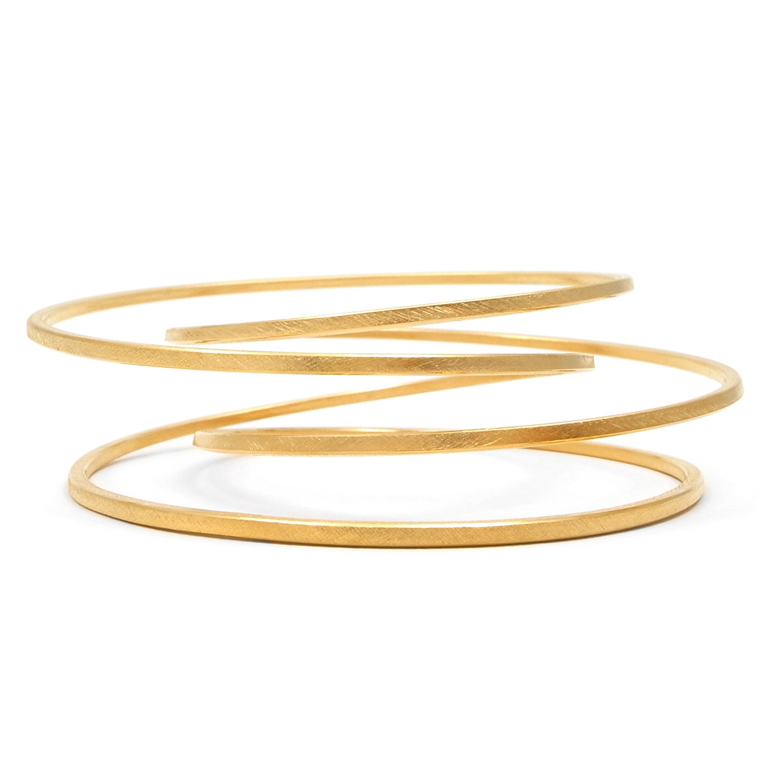 mesmerising handmade bangle in gold
